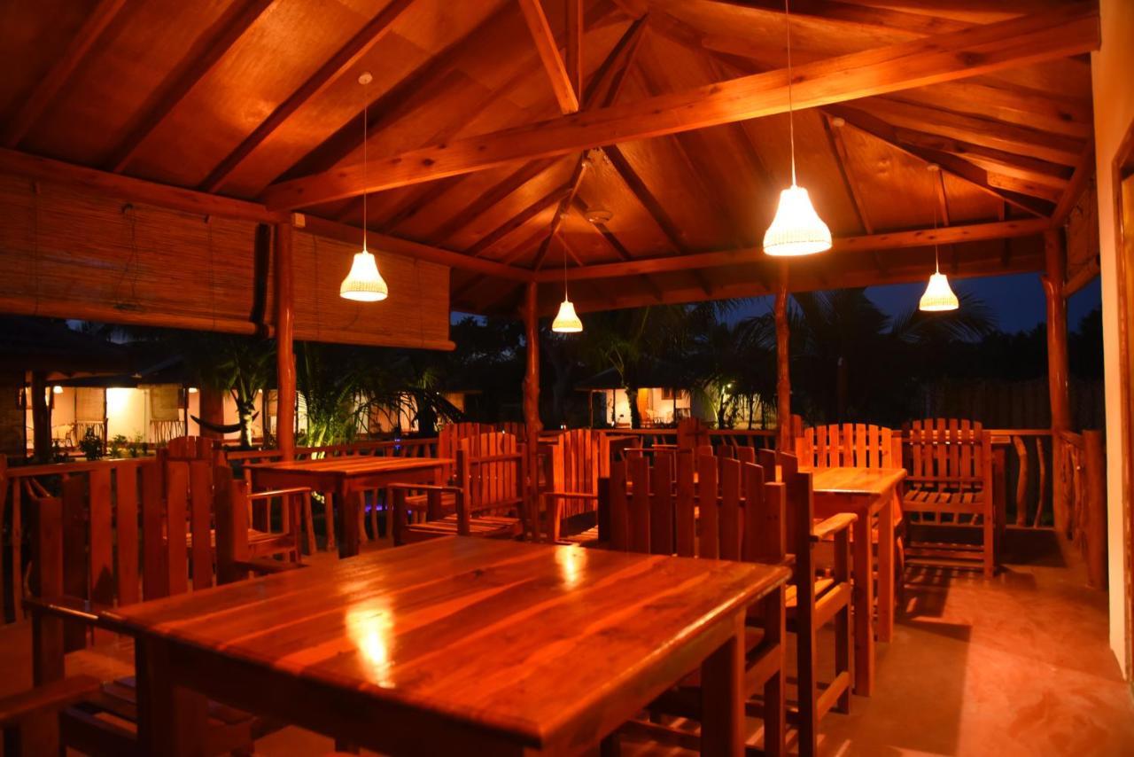 Prime Surfers Bungalow อารูกัมเบย์ ภายนอก รูปภาพ